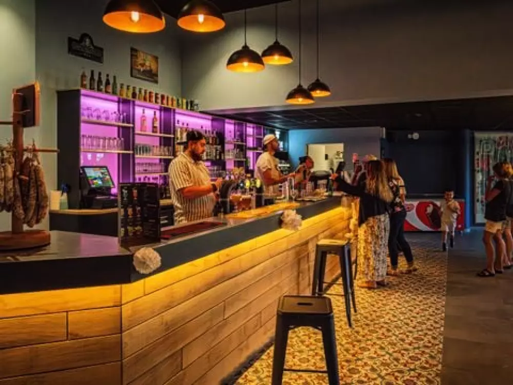 Camping Riez à La Vie  4 étoiles★★★★