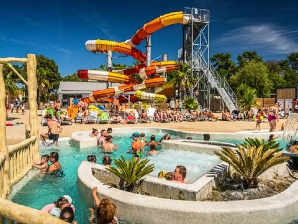 Camping Riez à La Vie  4 étoiles★★★★