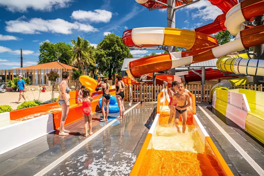 Camping Riez à la Vie 4 étoiles★★★★