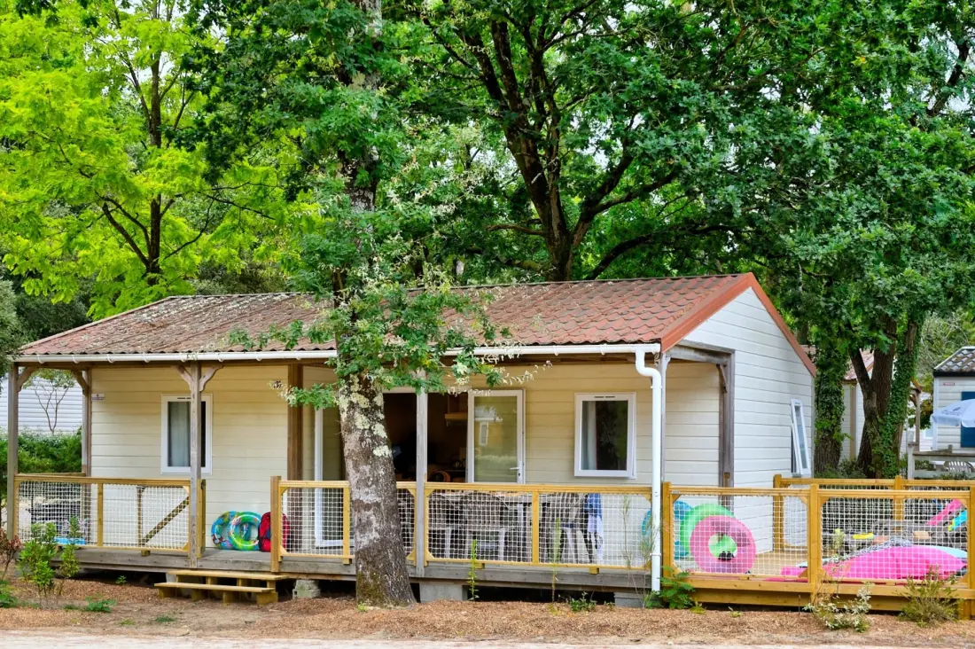 Flower Camping Au Bois Des Biches 4 étoiles★★★★