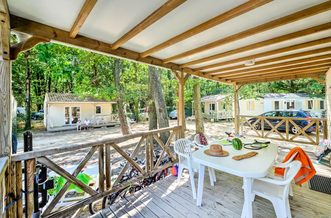 Flower Camping Au Bois Des Biches 4 étoiles★★★★