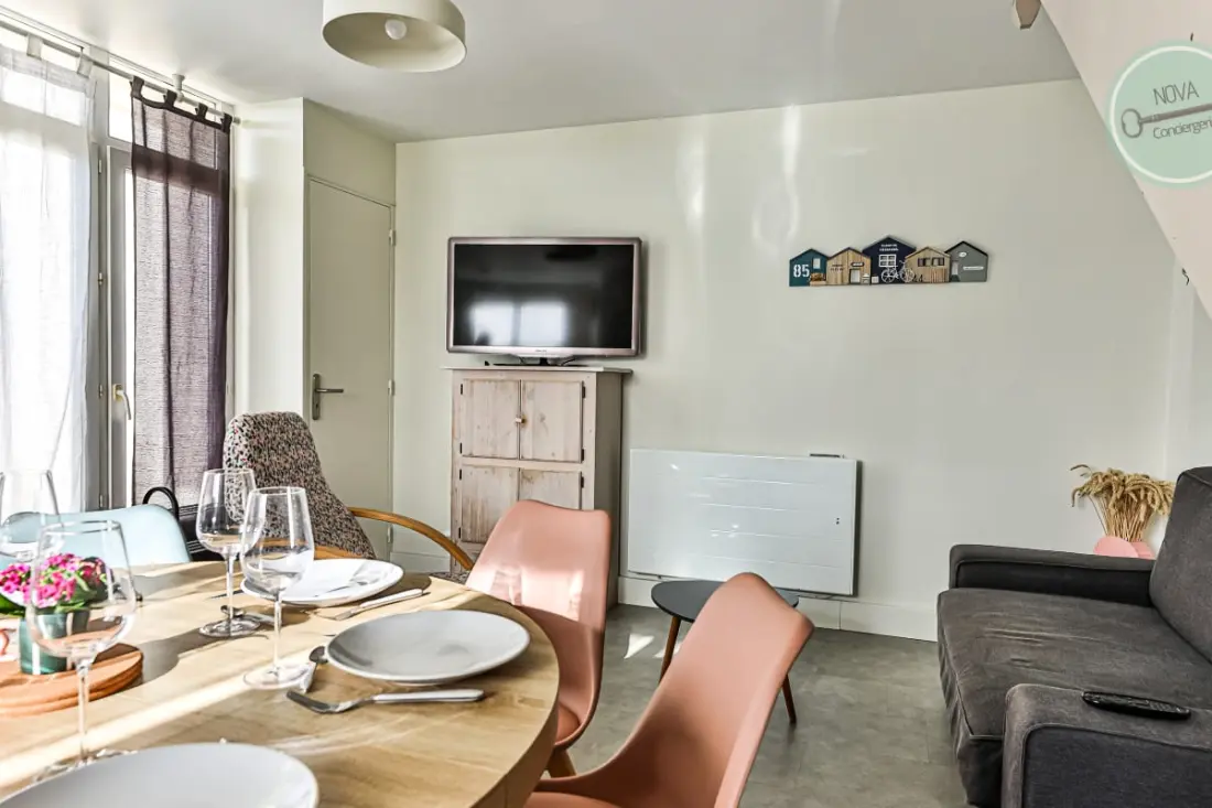 Résidence Maison Et Studio Attenant Pour Accueillir 8 Personnes