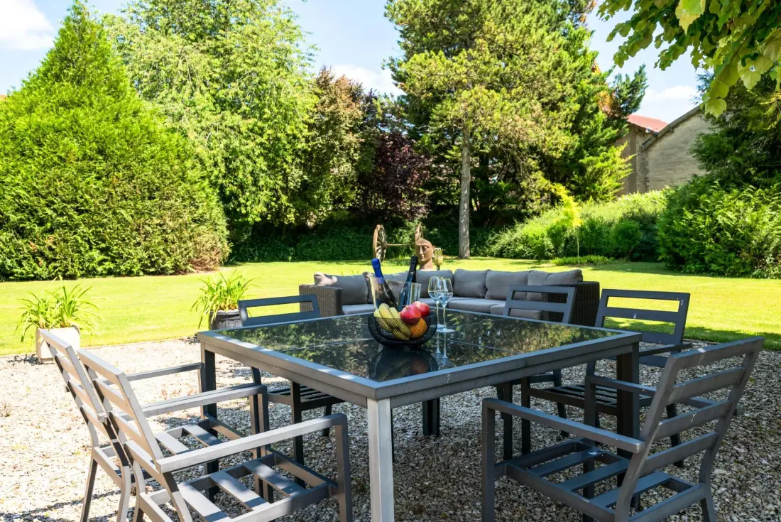 Gîte de France L'artbanne le domaine 5 épis