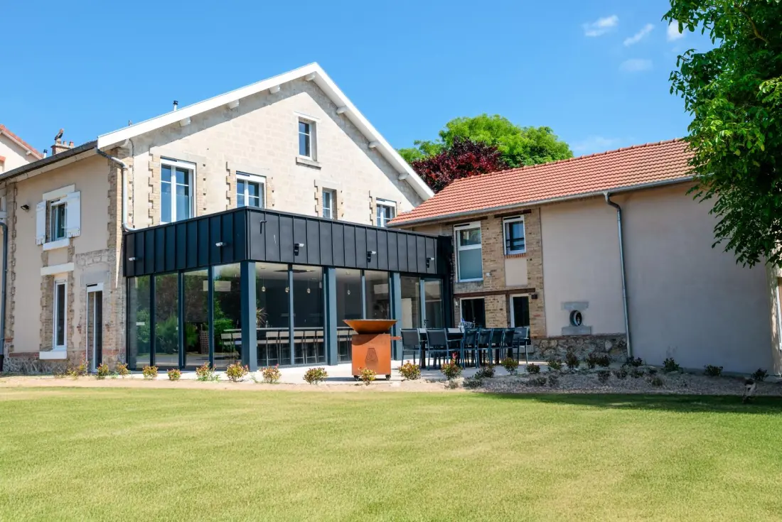 Gîte de France L'artbanne le domaine 5 épis