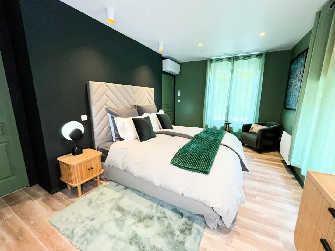 Gîte de France L'artbanne le domaine 5 épis