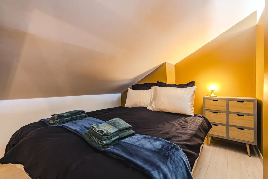 Gîte de France L'artbanne maison gaia 5 épis