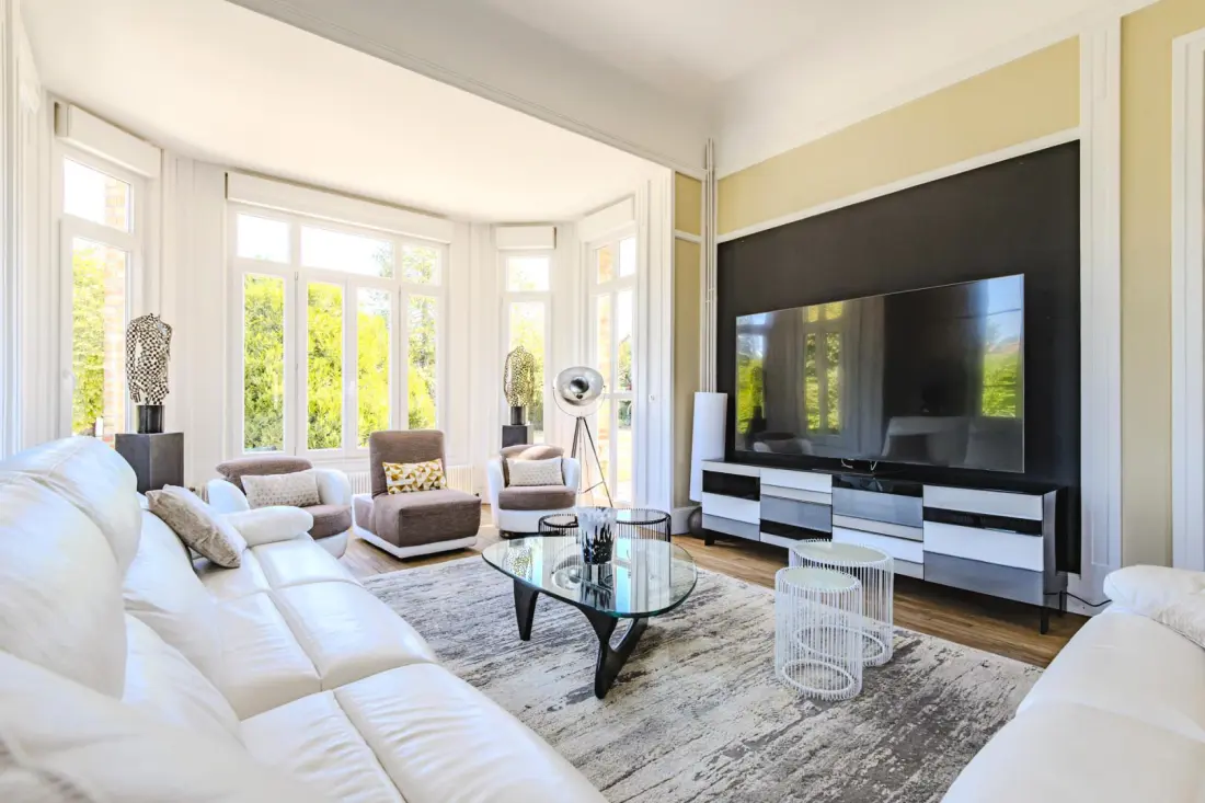 Gîte de France L'artbanne maison gaia 5 épis