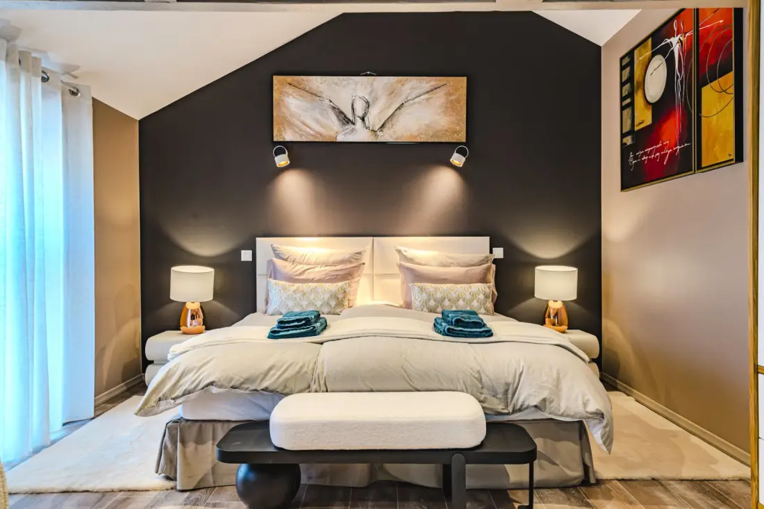 Gîte de France L'artbanne maison hestia 5 épis