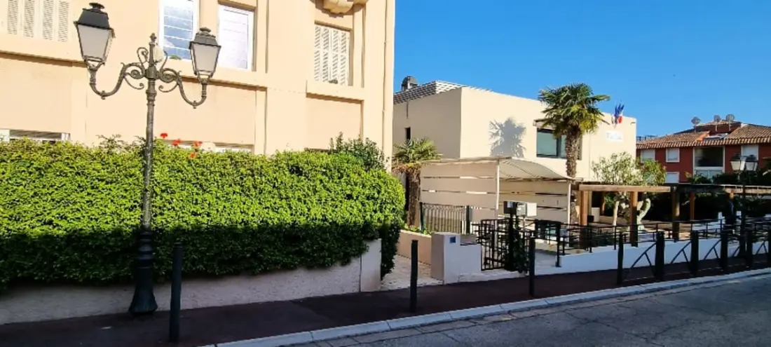 Lumineux Appartement, Emplacement Idéal
