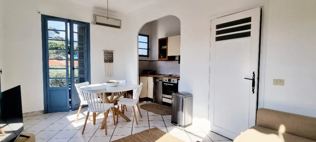 Lumineux Appartement, Emplacement Idéal
