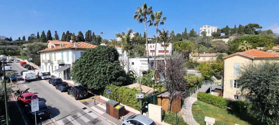 Lumineux Appartement, Emplacement Idéal