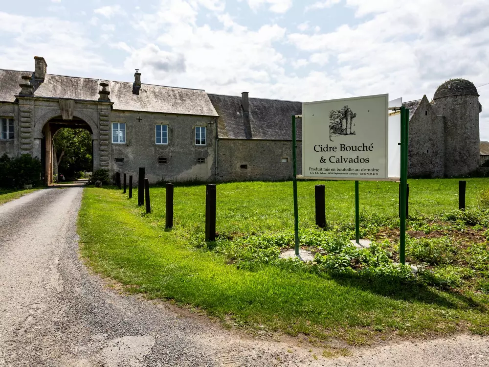 Maison de Vacances Saint Jean-de-la-Rivière