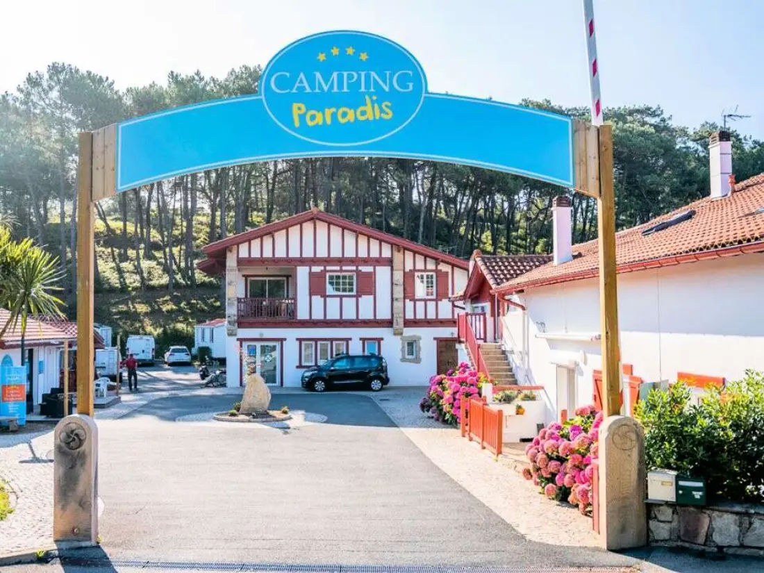 Camping Paradis La Ferme Erromardie 4 étoiles★★★★