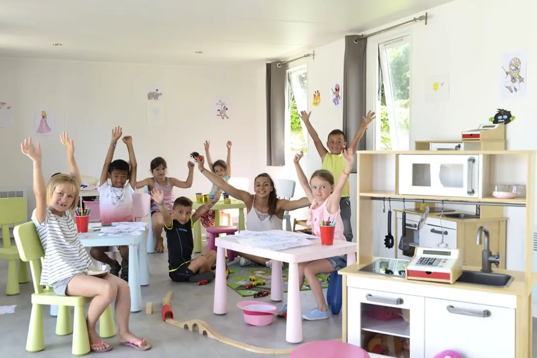 Camping L'Abri des Pins 4 étoiles★★★★