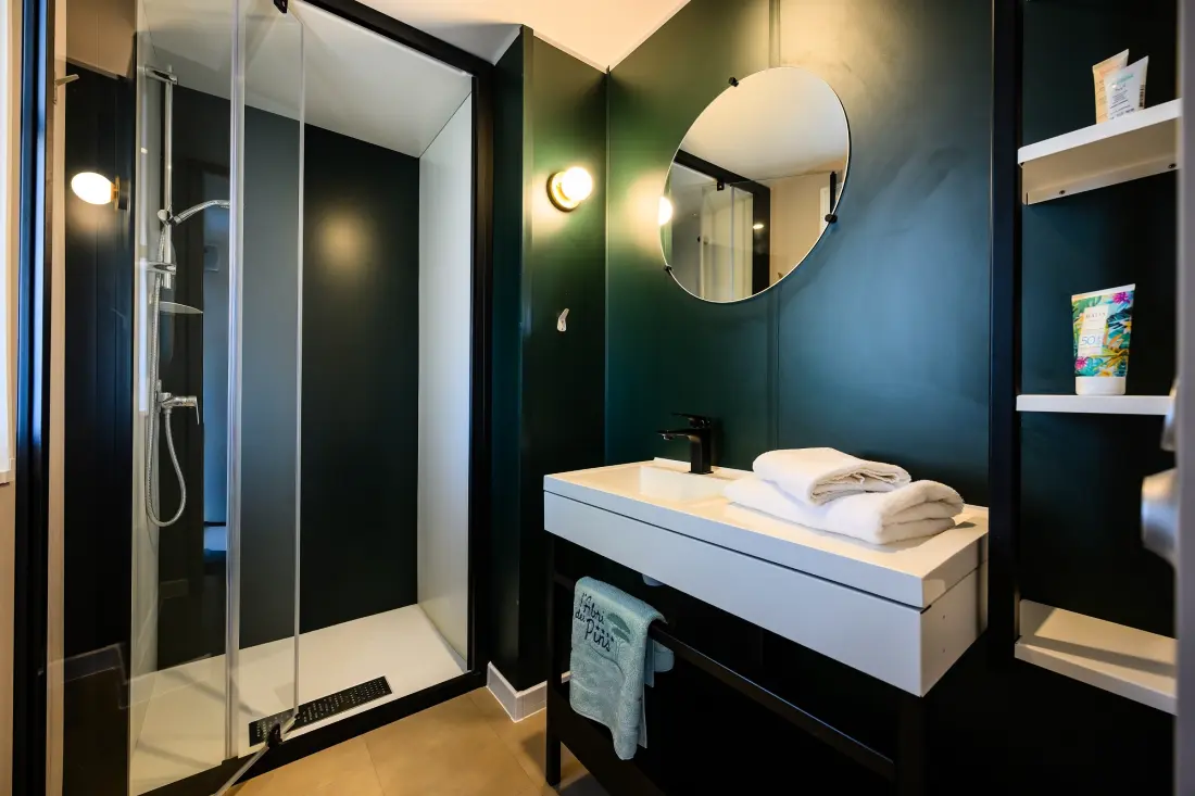 Camping L'Abri des Pins 4 étoiles★★★★
