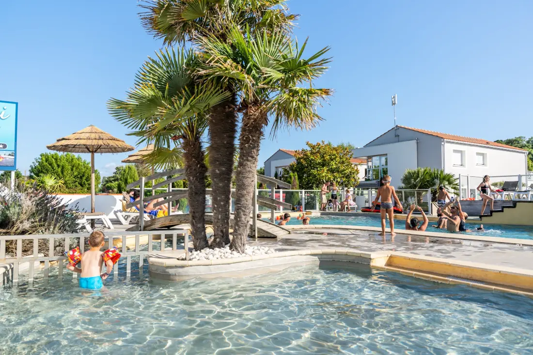 Camping L'Abri des Pins 4 étoiles★★★★