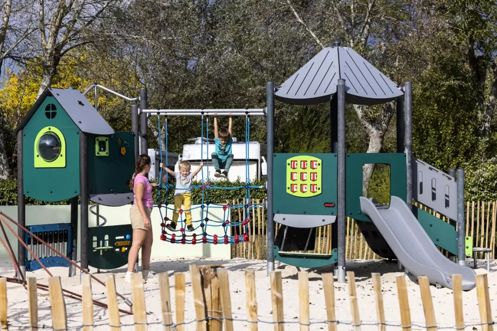 Camping La Davière Plage 41 étoiles★