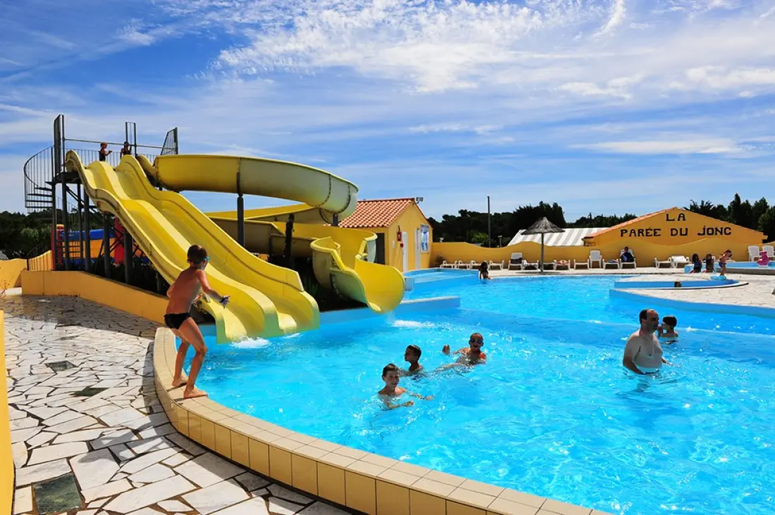 Camping La Parée du Jonc 3 étoiles★★★ - Maeva Camping