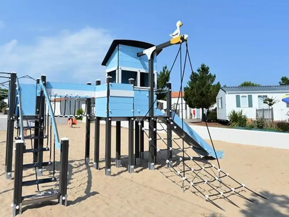 Camping La Parée Du Jonc  3 étoiles★★★