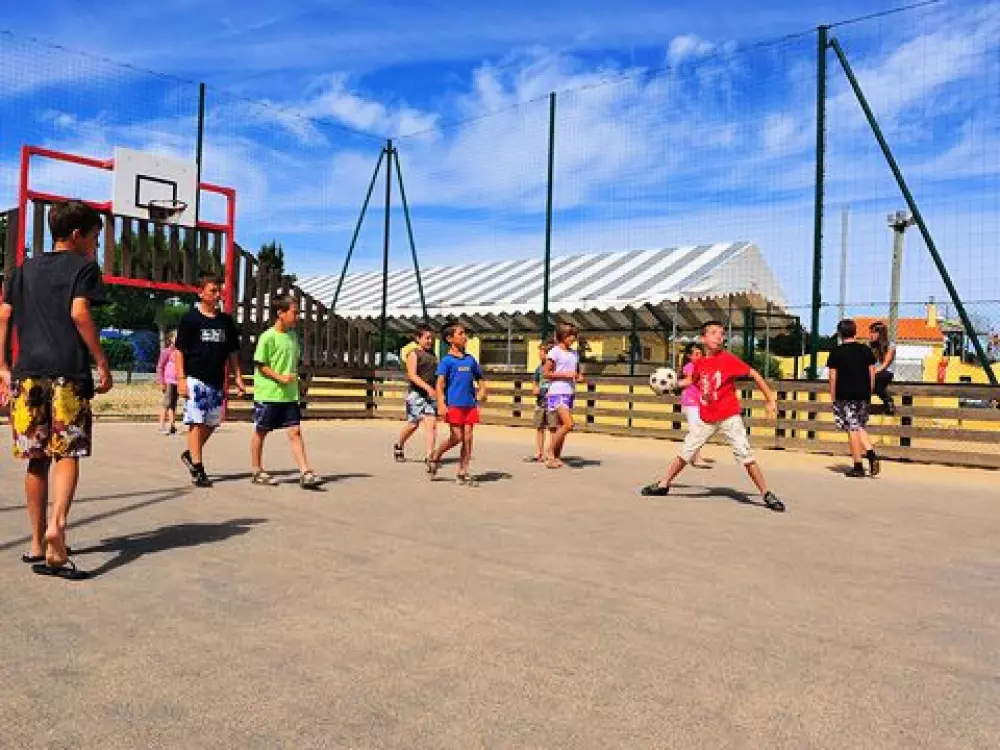 Camping La Parée Du Jonc  3 étoiles★★★