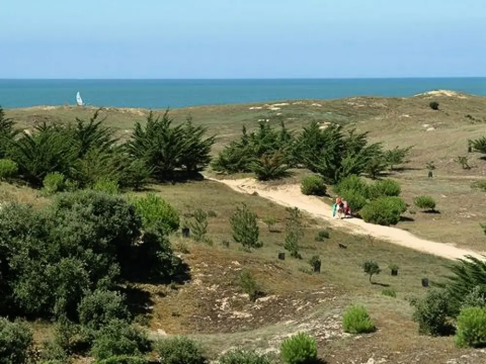 Camping La Parée Du Jonc  3 étoiles★★★