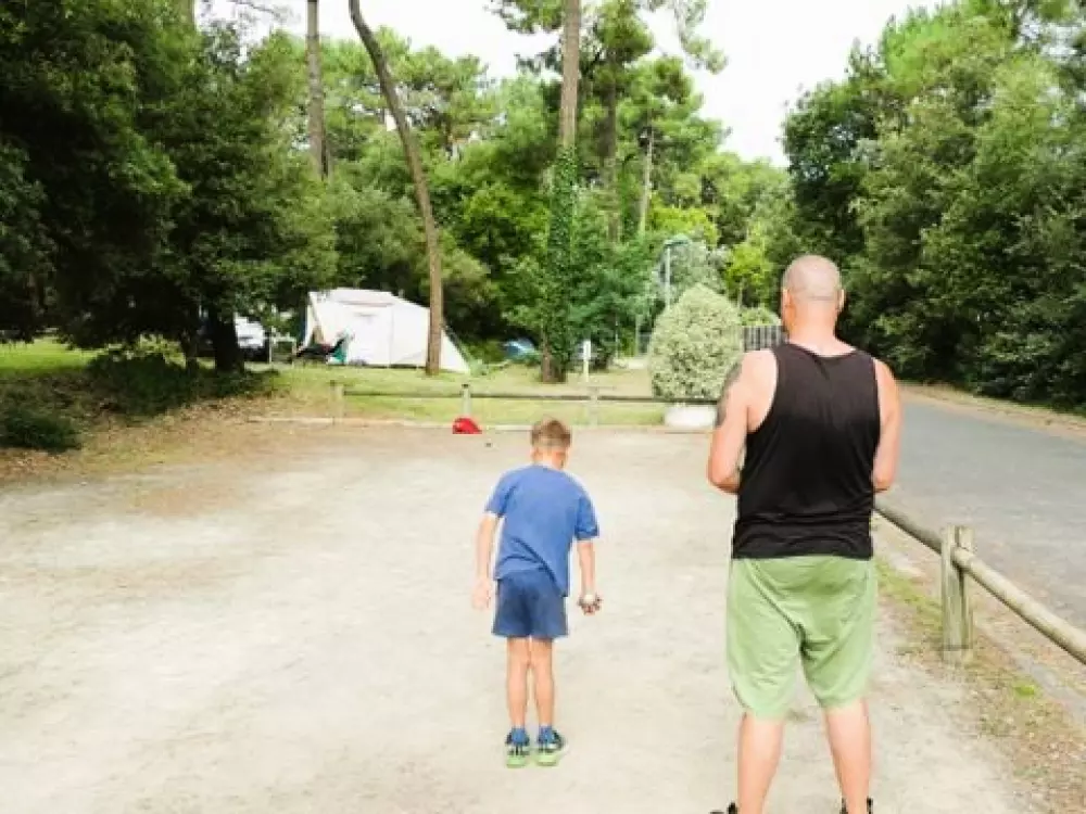 Camping Le Chenal  3 étoiles★★★