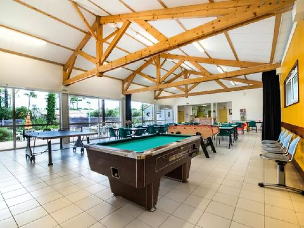 Camping Le Chenal  3 étoiles★★★