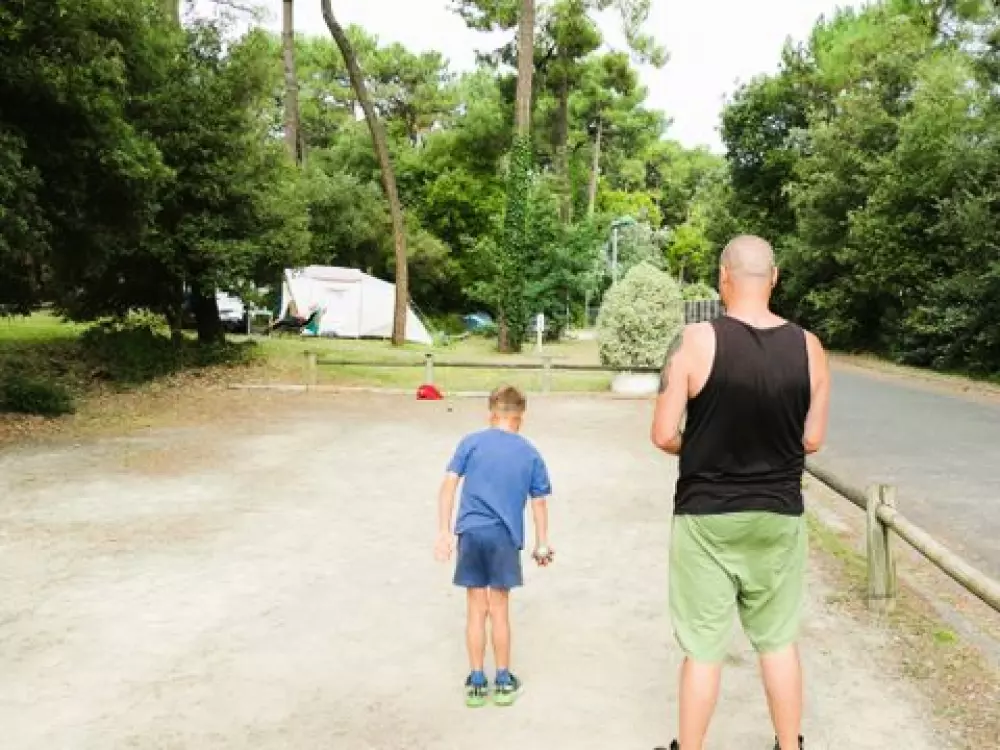 Camping Le Chenal  3 étoiles★★★
