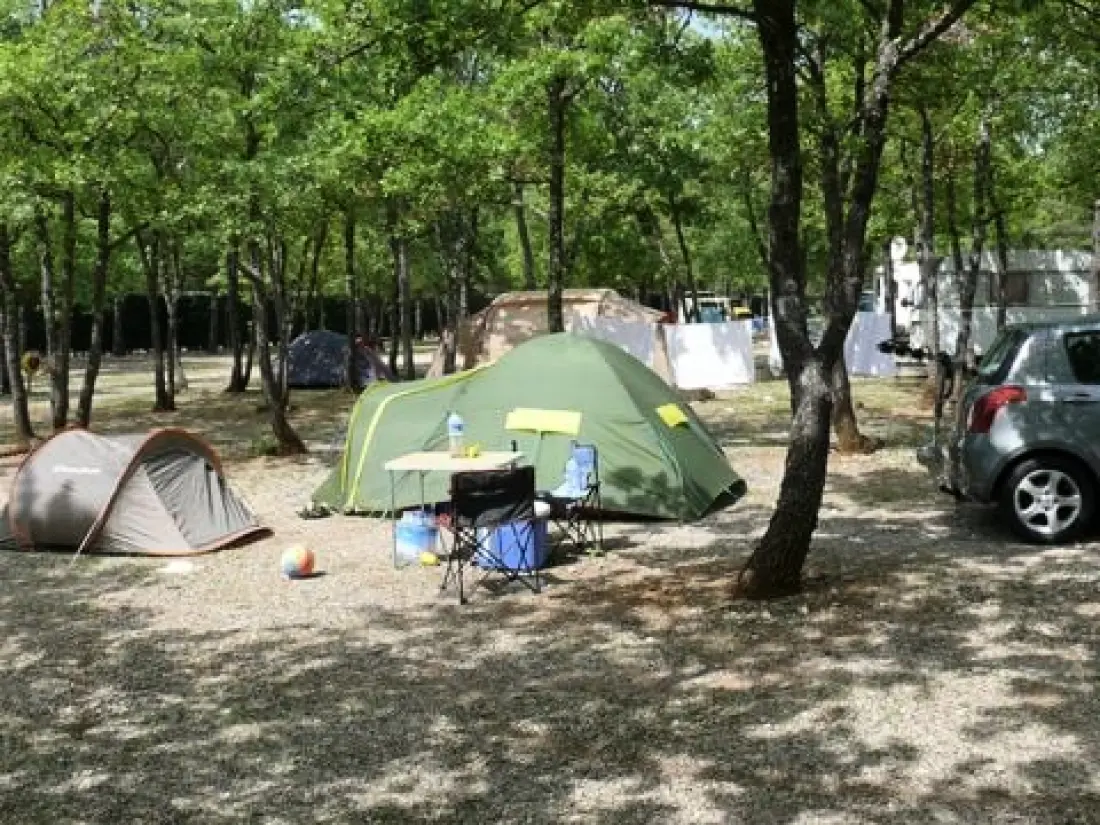 Camping Le Chenal  3 étoiles★★★