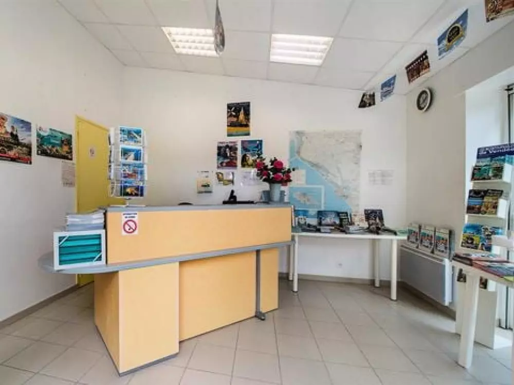 Camping Le Chenal  3 étoiles★★★