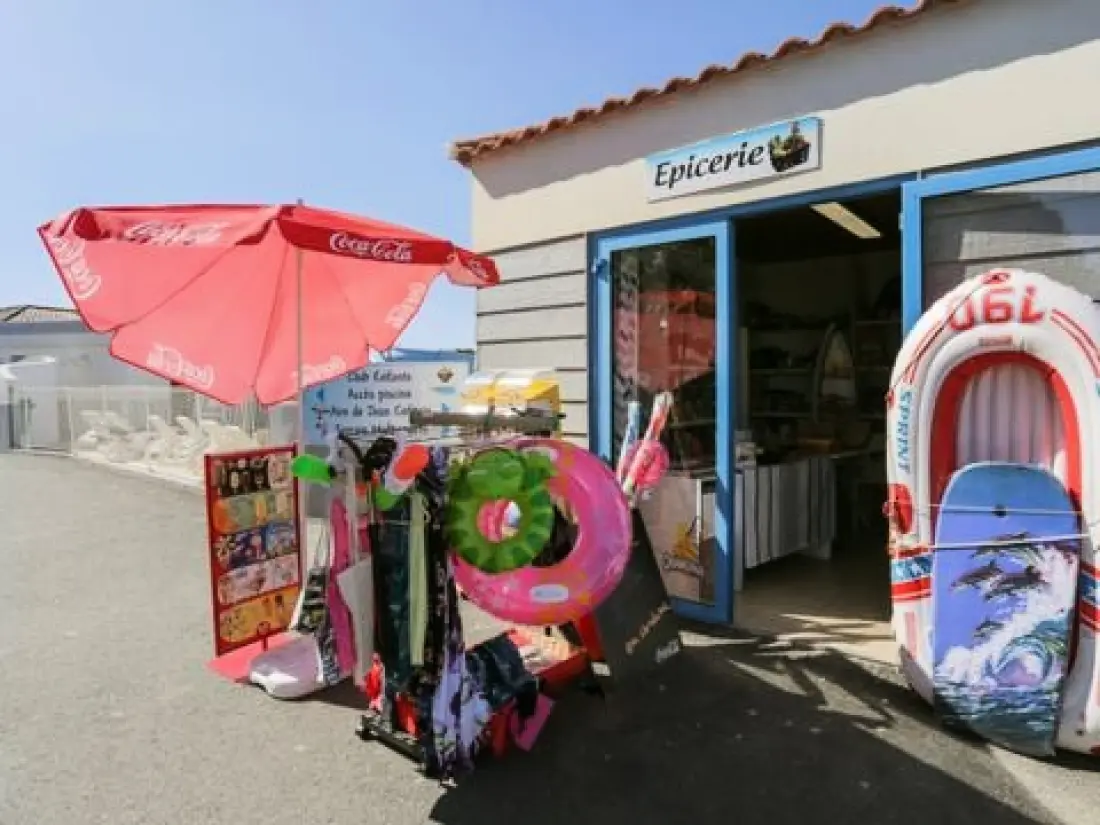 Camping Les Aventuriers De La Calypso 4 étoiles★★★★