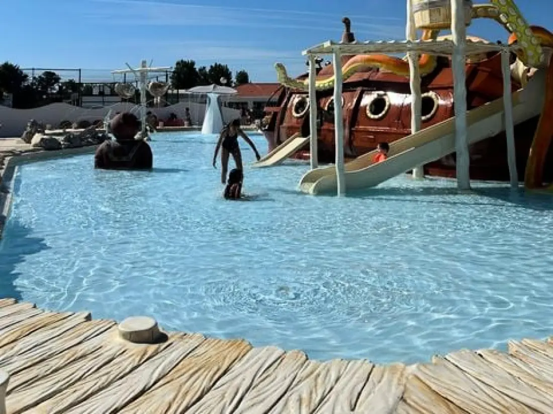 Camping Les Aventuriers De La Calypso 4 étoiles★★★★
