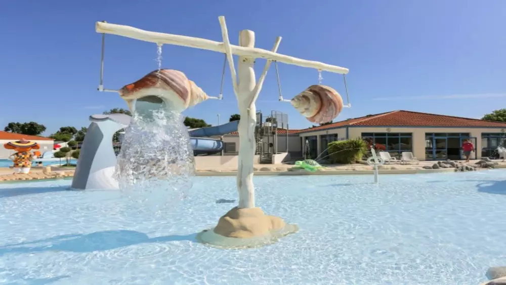 Camping Les Aventuriers de la Calypso 4 étoiles★★★★