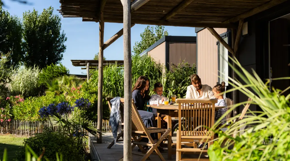 Camping Sunêlia Les Places Dorées 5 étoiles★★★★★