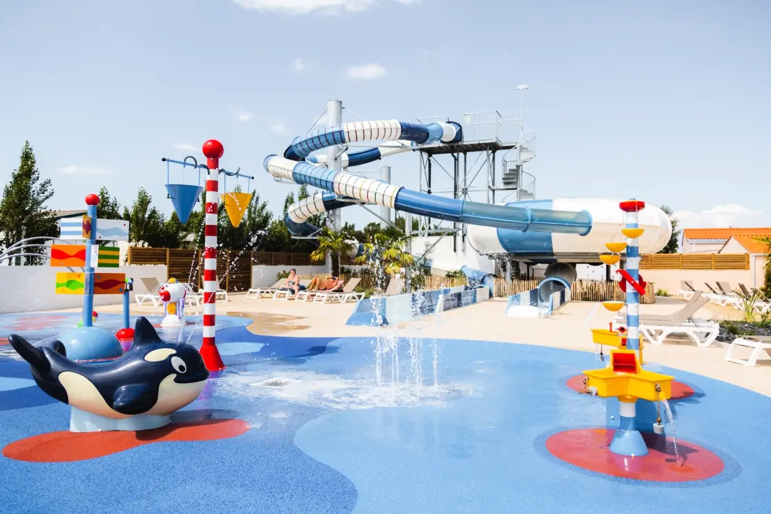 Camping Sunêlia Les Places Dorées 5 étoiles★★★★★