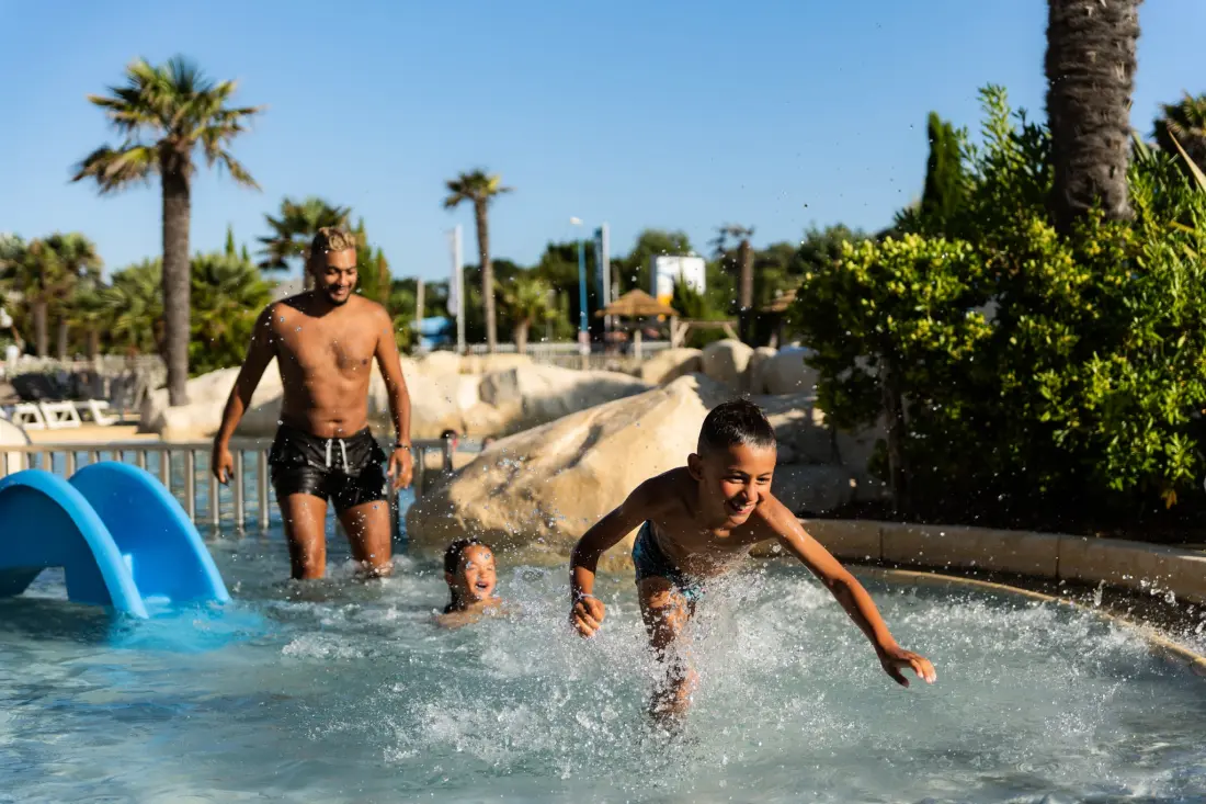 Camping Sunêlia Les Places Dorées 5 étoiles★★★★★