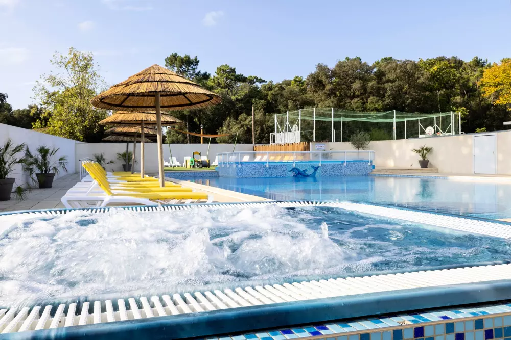 Flower Camping La Davière Plage 4 étoiles★★★★