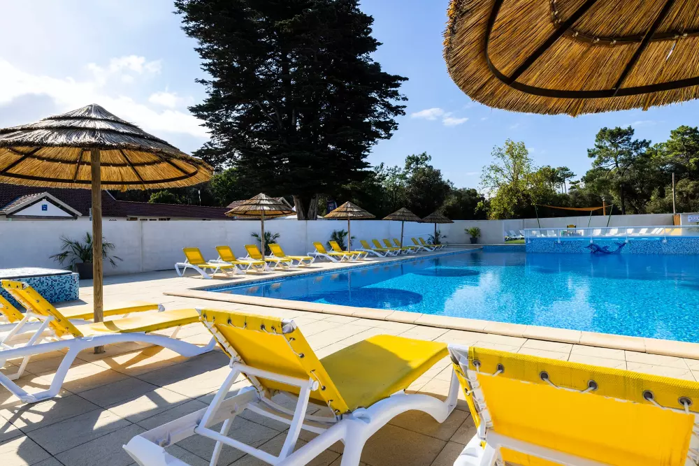 Flower Camping La Davière Plage 4 étoiles★★★★