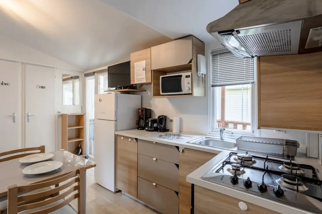 Mobil-home 6 personnes accès piscine et espace aquatique