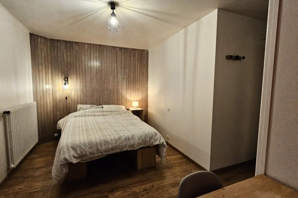 Appartement 2 Chambres Sur La Place Du Village