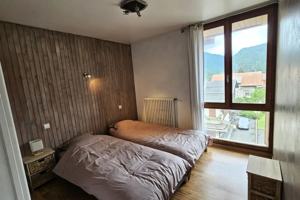 Appartement 2 Chambres Sur La Place Du Village