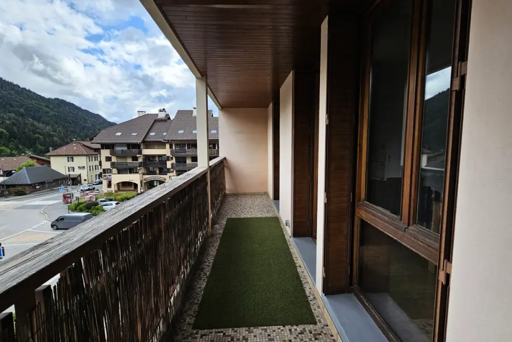 Appartement 2 Chambres Sur La Place Du Village