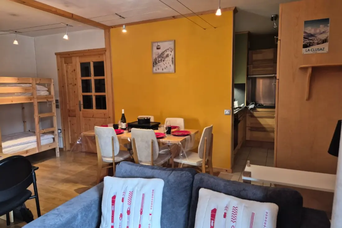 Appartement Au Cœur Du Village Avec Balcon