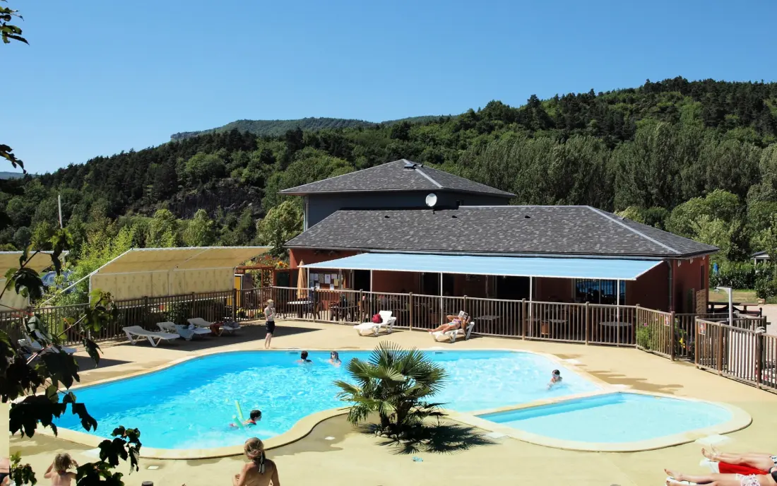 Camping La Dourbie 4 étoiles★★★★