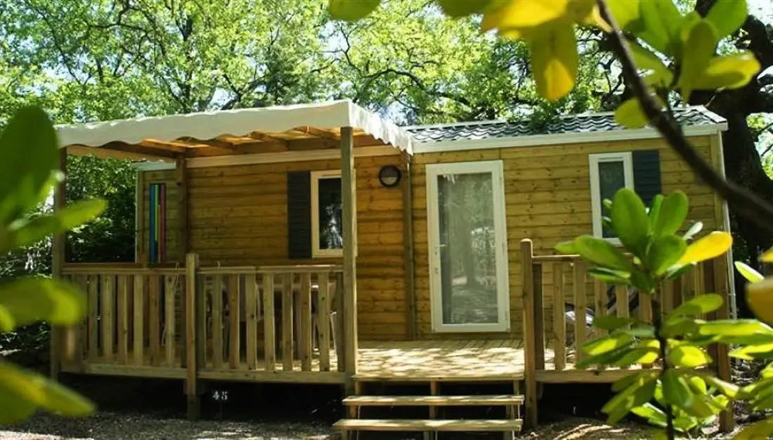 Camping Les Cent Chênes 4 étoiles★★★★