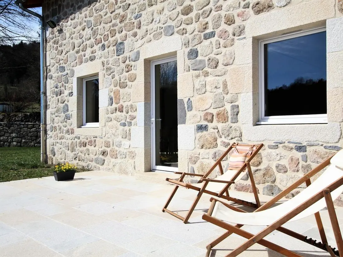 Maison de Vacances Saint-Jeures 5