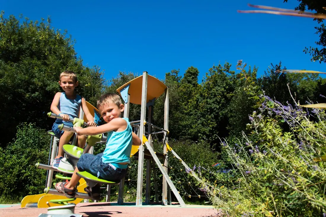 Camping Sandaya Le P'tit Bois5 étoiles★★★★★
