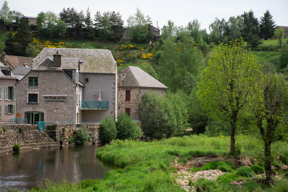 Studio à Saint Juery