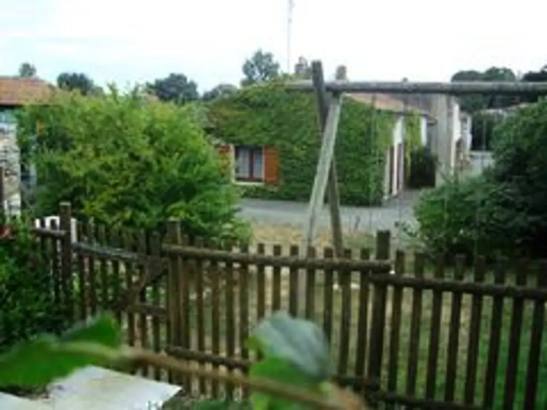 Maison de Vacances Saint-Juire-Champgillon 3