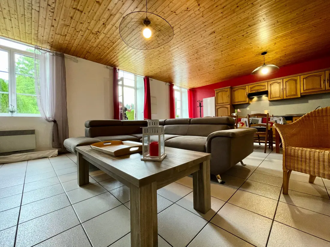 Maison de Vacances Saint-Julien-Molhesabate 2